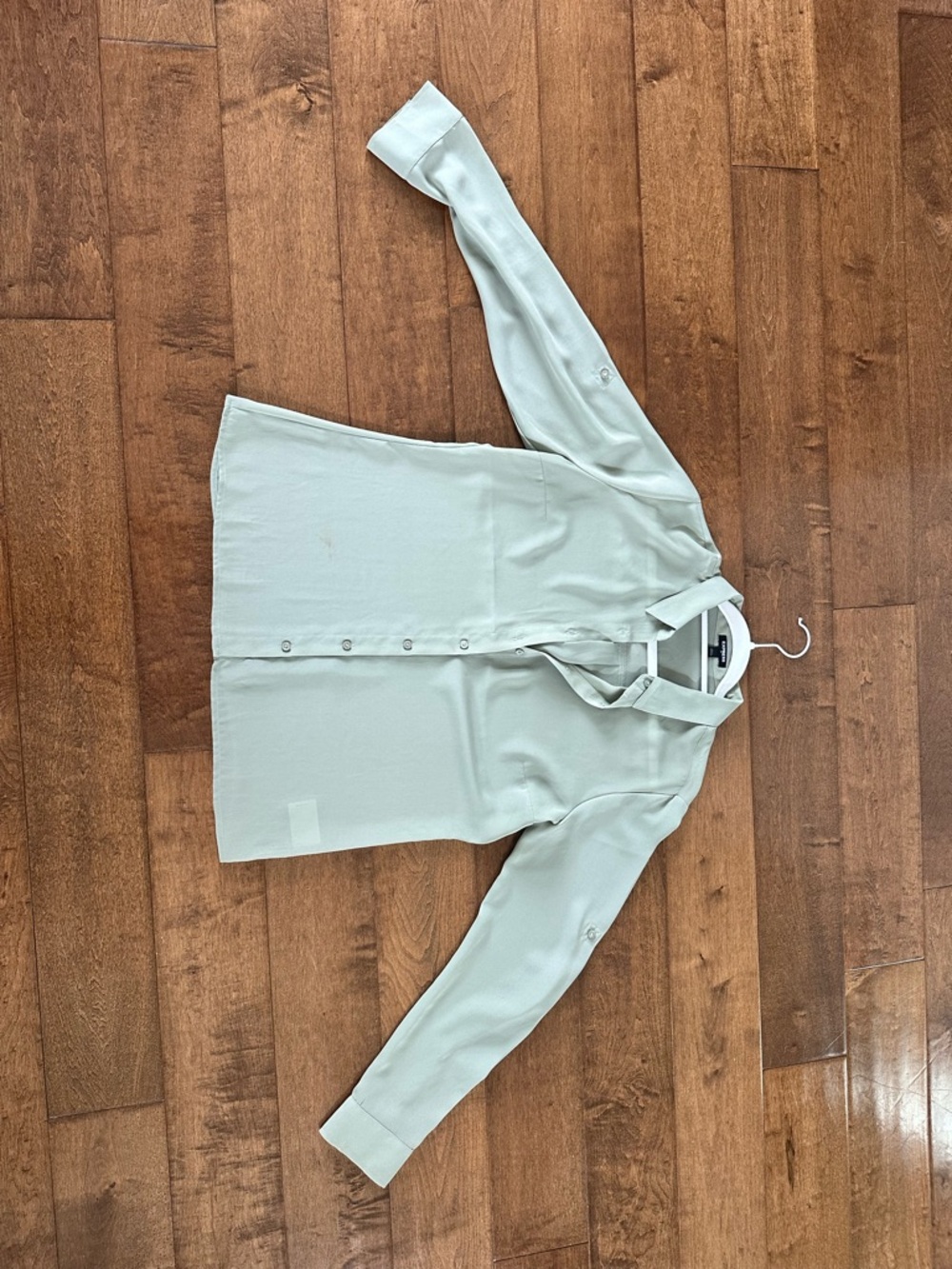 Express Light Olive Button Down Blouse | Workwear | Size M | Minimalist - Picture 4 of 5